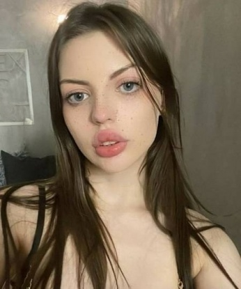 Жанна, 22 года, 2 размер груди